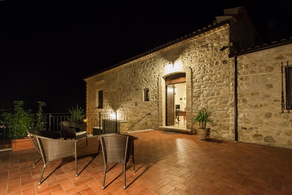 A Casa Nostra Residenza Di Charme Bed and Breakfast Candela Exteriör bild