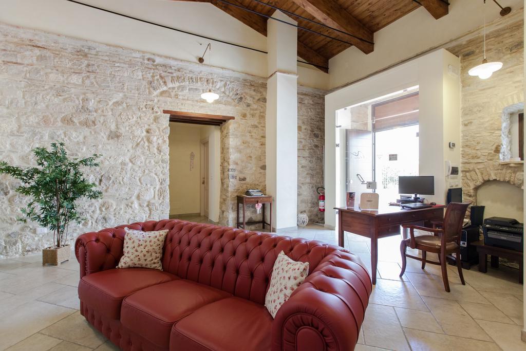 A Casa Nostra Residenza Di Charme Bed and Breakfast Candela Exteriör bild